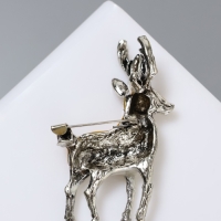 Брошь &laquo;Оленёнок&raquo;, цвет бело-коричневый в чернёном серебре