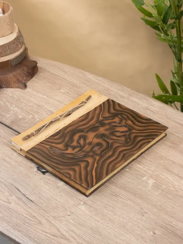 Фотоальбом "Ящерица" 10 листов, 23х27х2 см, цв. коричневый