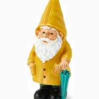 Садовая фигура "Гном в дождевике" 10х7х19см