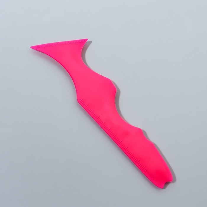 Трафарет для нанесения макияжа, 15 × 4,5 × 0,7 см, цвет розовый Трафарет для нанесения макияжа, 15 × 4,5 × 0,7 см, цвет розовый