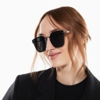 Очки солнцезащитные uv 400, дужка 13.2 см, ширина 13.8 см, линза 5.4&times;6 см