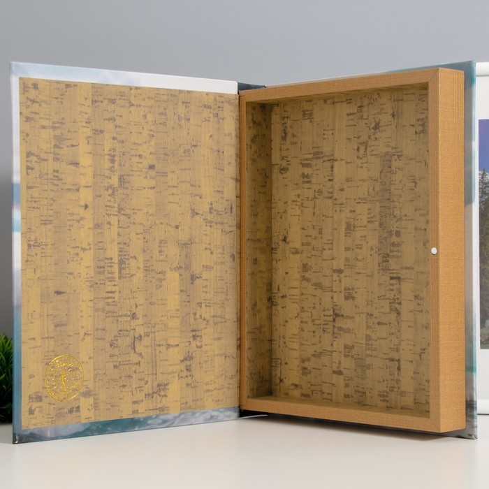 Шкатулка-книга дерево, кожзам "Пингвины" 28,5х22х4 см