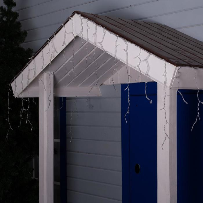 Гирлянда «Бахрома» 4 × 0.6 м, IP44, прозрачная нить, 180 LED, свечение тёплое белое, 8 режимов, 220 В Гирлянда «Бахрома» 4 × 0.6 м, IP44, прозрачная нить, 180 LED, свечение тёплое белое, 8 режимов, 220 В