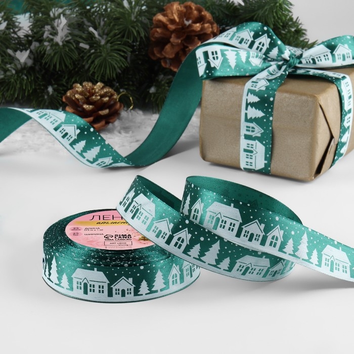 Новый год! Лента атласная &laquo;Домики&raquo;, 25 мм, 23 &plusmn; 1 м, цвет зелёный №56