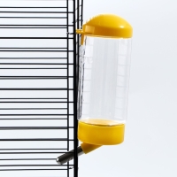 Поилка для клетки, 400 мл, 9 х 6 х 20 см, жёлтая Поилка для клетки, 400 мл, 9 х 6 х 20 см, жёлтая