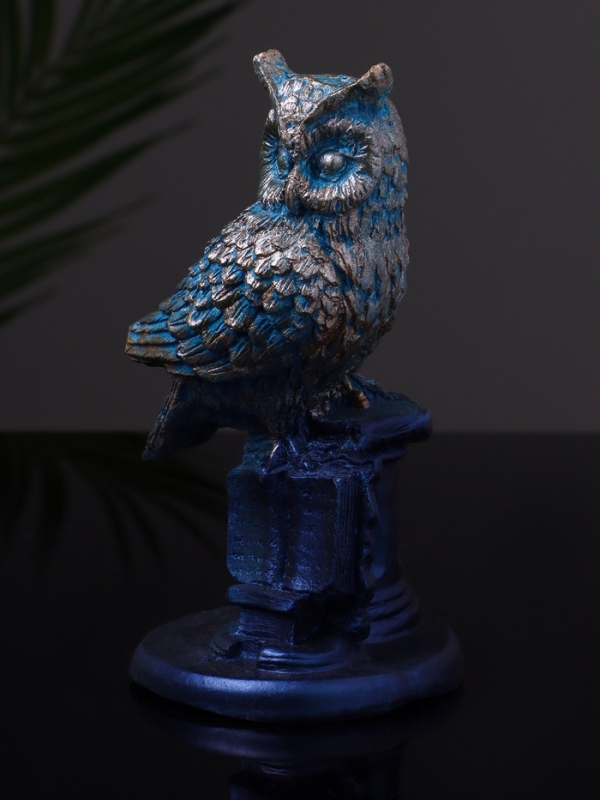 Статуэтка "Филин на пьедестале" 7х6х13  см, цвет серо-голубой