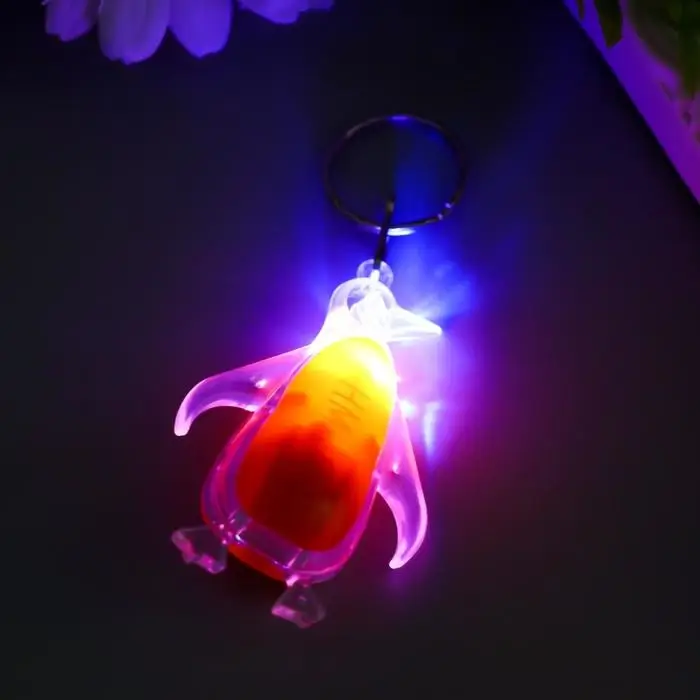 Фонарик брелок для ключей на кольце &laquo;Пингвин&raquo;, МИКС