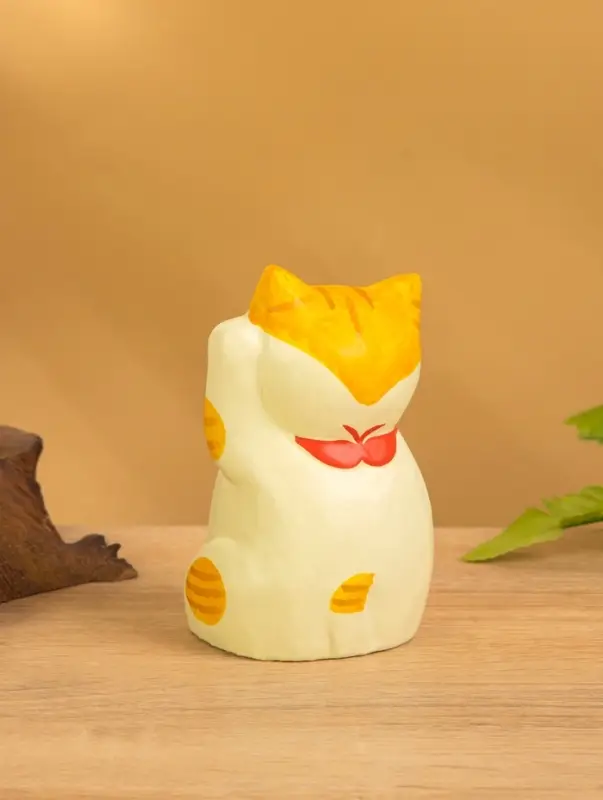 Сувенир &laquo;Кошка Неко&raquo;, 6&times;6&times;11 см, дерево, оранжевый