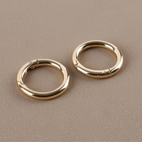 Набор для создания сумки, 4 предмета, кольцо-карабин - 2 шт, цепочка, кнопка магнитная, цвет золотой