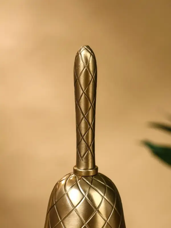 Колокольчик &laquo;Еловая шишика&raquo;, латунь, 14 см