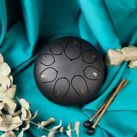 Глюкофон - музыкальный инструмент, черный, 8 лепестков, 15 х 9 см Глюкофон - музыкальный инструмент, черный, 8 лепестков, 15 х 9 см