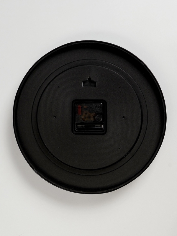 Часы настенные интерьерные &laquo;Классика&raquo;, плавный ход, светящиеся, d-35 см