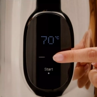 Электрический чайник Majestuo KI883D10, объем 1.5 л