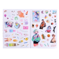 Набор &laquo;Создай свой сюжет. Противостояние школьных клубов&raquo;, 2 в 1, с брелком, Аниме