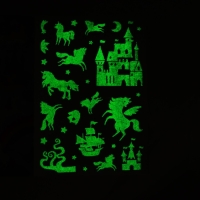 Книга со светящимися наклейками &laquo;Страна чудес&raquo;, 60 наклеек, 4 стр.