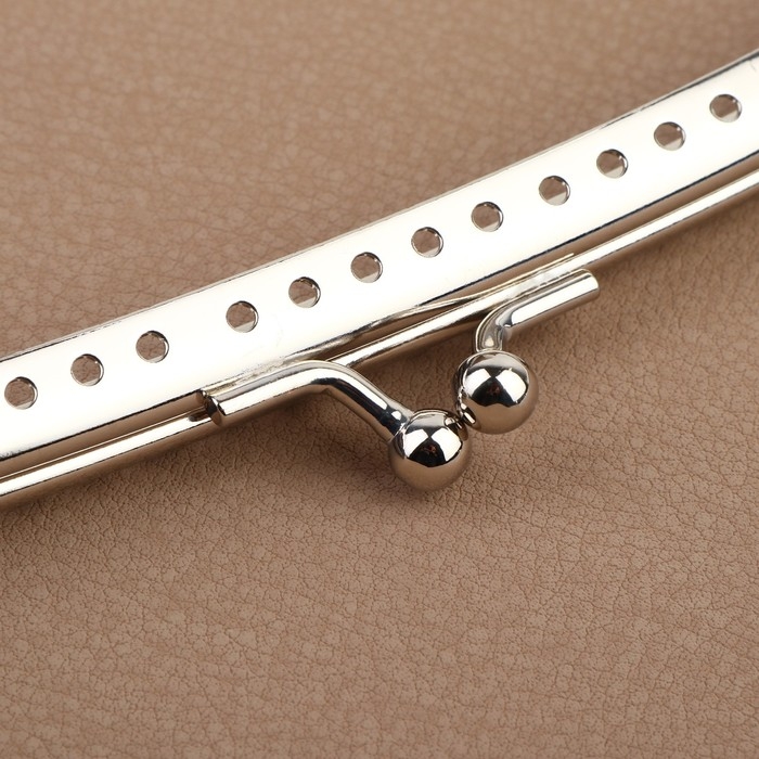 Фермуар пришивной «Полукруг», с креплениями, 20 × 7,5 см, цвет серебряный Фермуар пришивной «Полукруг», с креплениями, 20 × 7,5 см, цвет серебряный