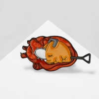 Значок &laquo;Япония&raquo; бензопила, цветной в чёрном металле