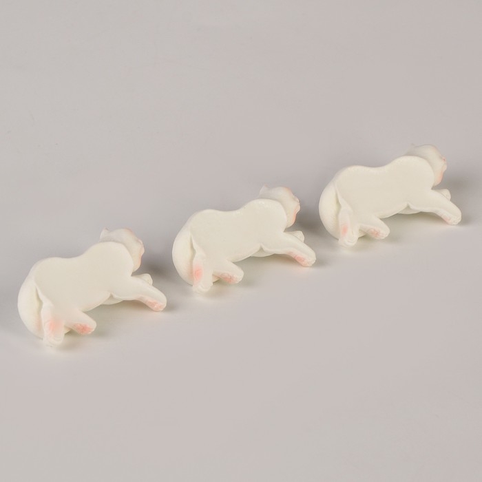 Миниатюра кукольная &laquo;Ласковый котик&raquo;, набор 3 шт., размер 1 шт. &mdash; 2,5 &times; 1,5 &times; 4,5 см