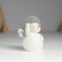 Сувенир полистоун "Снеговичок с серебристыми крыльями, в вязанном колпаке" 6х4х7,5 см Сувенир полистоун "Снеговичок с серебристыми крыльями, в вязанном колпаке" 6х4х7,5 см