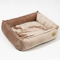 Лежанка для кошек и собак велюровая Pet Lab, 45 х 40 х 15 см, бежевая