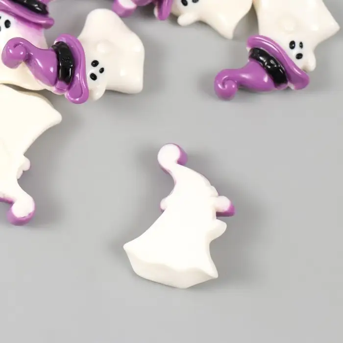 Декор для творчества пластик "Привидение в шляпе" 3х2,1х0,6 см