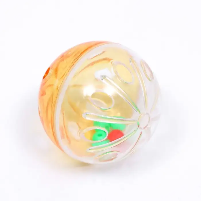 Шарик для кошек "Веселая семейка" с пластиковыми шариками внутри, 4,2 см, фасовка 40 шт