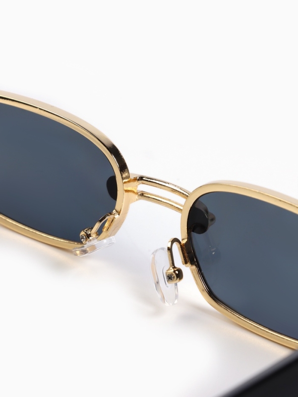 Очки солнцезащитные OneSun, UV 400, линза 3.2 х 5.3 см, ширина 14.6 см, дужка 15.6 см, черные дужки