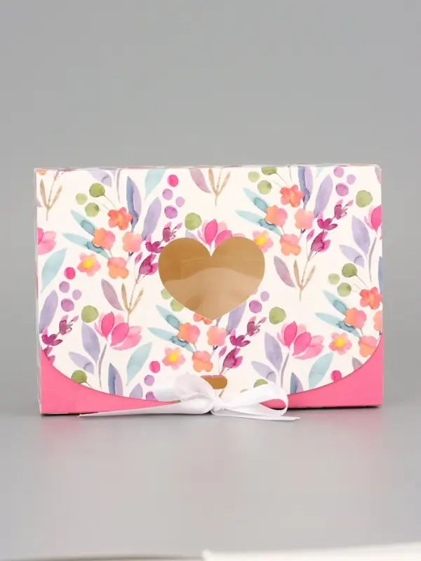 Подарочная коробка сборная с окном &laquo;Розовые цветы&raquo;, 16.5&times;11, 5&times;5 см