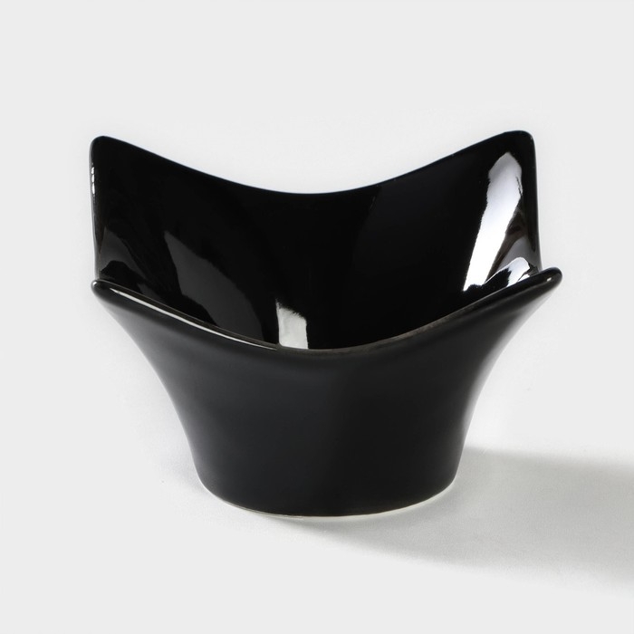 Набор салатников керамических на деревянной подставке &laquo;Инь-Янь.Квадрат&raquo;, 5 предметов: 4 салатника 80 мл, подставка, цвет белый и чёрный