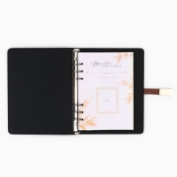 Родословная книга со встроенной флешкой 16 Gb «Наше фамильное дерево», 17,5 х 23 см. Родословная книга со встроенной флешкой 16 Gb «Наше фамильное дерево», 17,5 х 23 см.