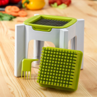 Овощерезка универсальная с контейнером Доляна, 3 сменные насадки и пушер, 14,5×14,5×21 см, цвет бело-зелёный Овощерезка универсальная с контейнером Доляна, 3 сменные насадки и пушер, 14,5×14,5×21 см, цвет бело-зелёный