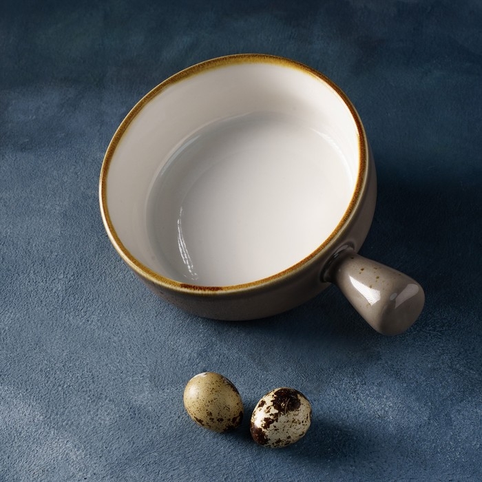 Кокотница фарфоровая Magistro &laquo;Церера&raquo;, 500 мл, d=15 см, цвет коричневый