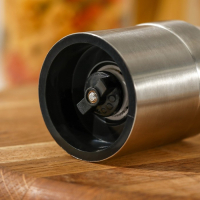 Мельница для специй Magistro &laquo;Лоста&raquo;, 17,5&times;5,3 см, двусторонняя, керамический механизм, цвет серебряный