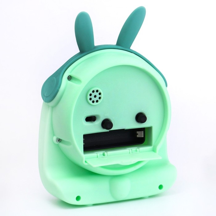 Часы - будильник настольные "Зайчик", дискретный ход, циферблат d-8.5 см, 15 х 11 см, АА