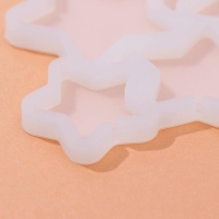 Форма для леденцов новогодняя Доляна &laquo;Звёзды&raquo;, силикон, 15,5&times;13,5&times;0,7 см, 6 ячеек, цвет белый