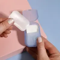 Мыло листовое, в пластинах, 18 (&plusmn; 2) шт., в футляре, голубое