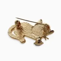 Брошь перламутровый "Котёнок" в наушниках, цвет белый в золоте