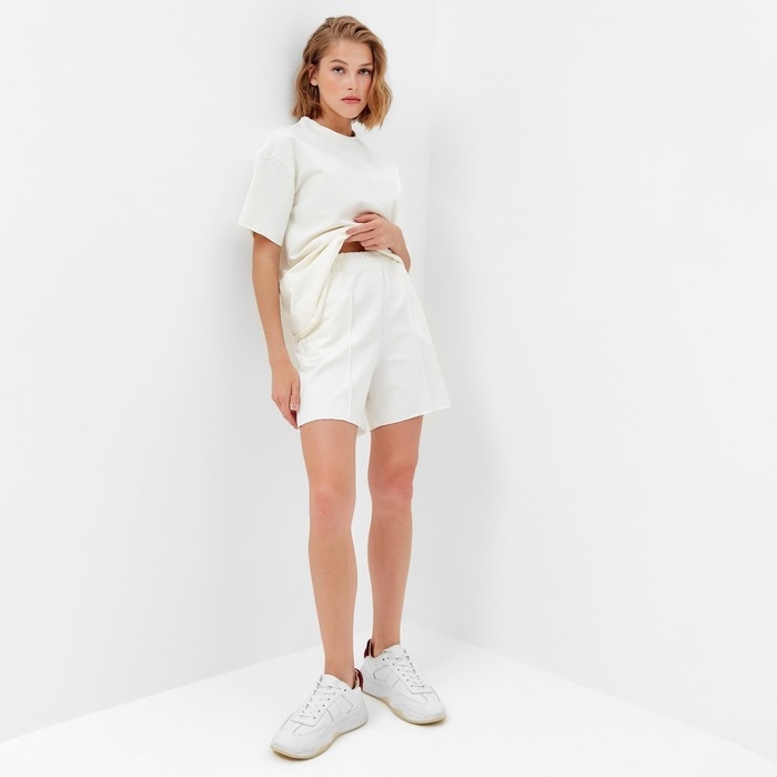 Костюм женский (футболка, шорты) MINAKU: Casual Collection цвет экрю, размер 46