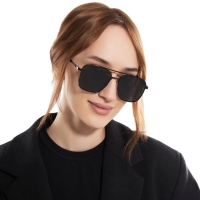 Очки солнцезащитные поляризационные, дужка 13.5 см, ширина 12.8 см, линза 5&times;5.6 см