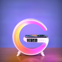 Портативная колонка- ночник G63, 15 Вт колонка, 15 W зарядка, 1800 мАч, подсветка, белая