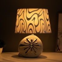 Настольная лампа "Зара" Е14 40Вт белый серебро 25,5х18х35см Настольная лампа "Зара" Е14 40Вт белый серебро 25,5х18х35см