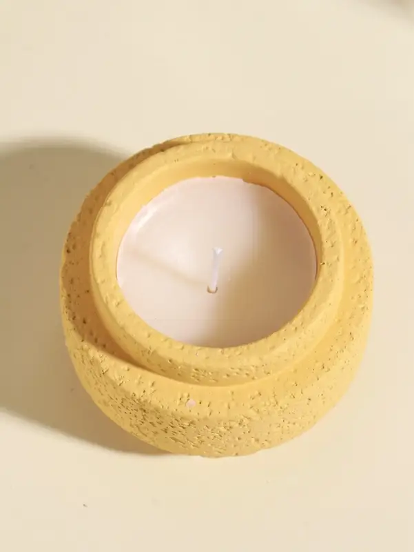 Свеча в вулканическом подсвечнике "Цилиндры" жёлтая 8,1х8,1х5,4 см