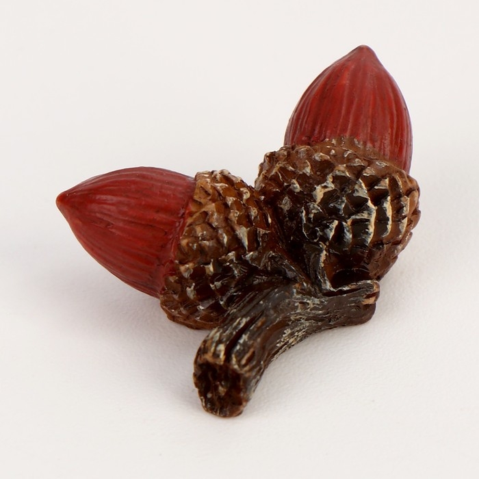 Миниатюра кукольная &laquo;Желуди&raquo;, набор 3 шт., размер 1 шт. &mdash; 1,5 &times; 2 &times; 1 см