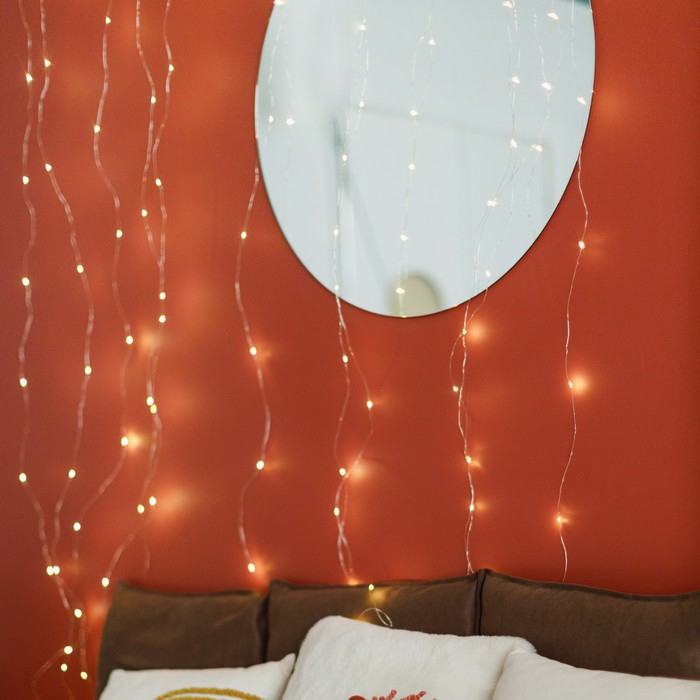 Гирлянда &laquo;Занавес&raquo; 1 &times; 1 м роса, IP20, серебристая нить, 100 LED, свечение тёплое белое, 12 В