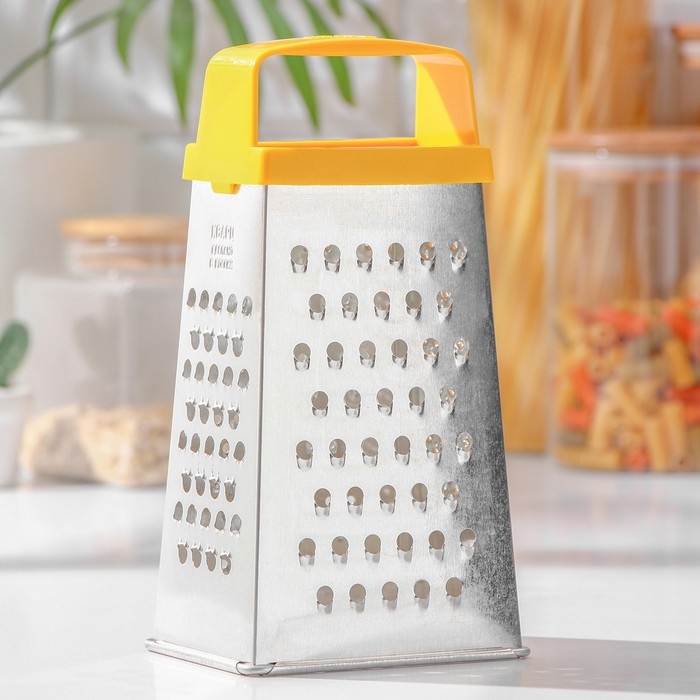 Тёрка &laquo;Универсал&raquo;, 4 грани, с пластмассовой ручкой, 11&times;8,5&times;22 см, цвет МИКС