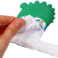 Прорезыватель-рукавичка &laquo;Динозаврик&raquo;, Крошка Я,