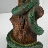 Новогодняя копилка "Змея на пеньке"  33 х 14 х 15 см, зеленый