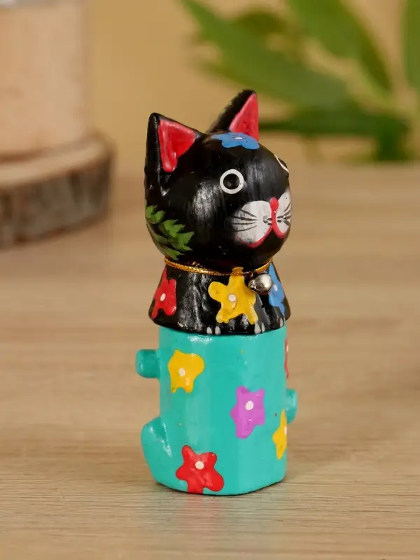 Сувенир "Кот в кастрюльке" дерево 4х4х10 см