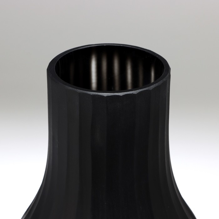 Ваза для цветов &laquo;Эрика&raquo; из черного стекла 29 х 17 х 17 см