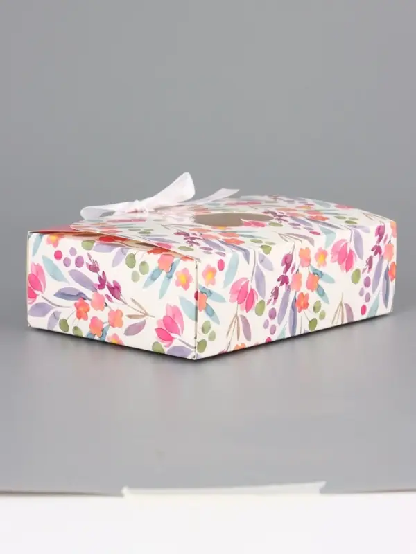 Подарочная коробка сборная с окном &laquo;Розовые цветы&raquo;, 16.5&times;11, 5&times;5 см